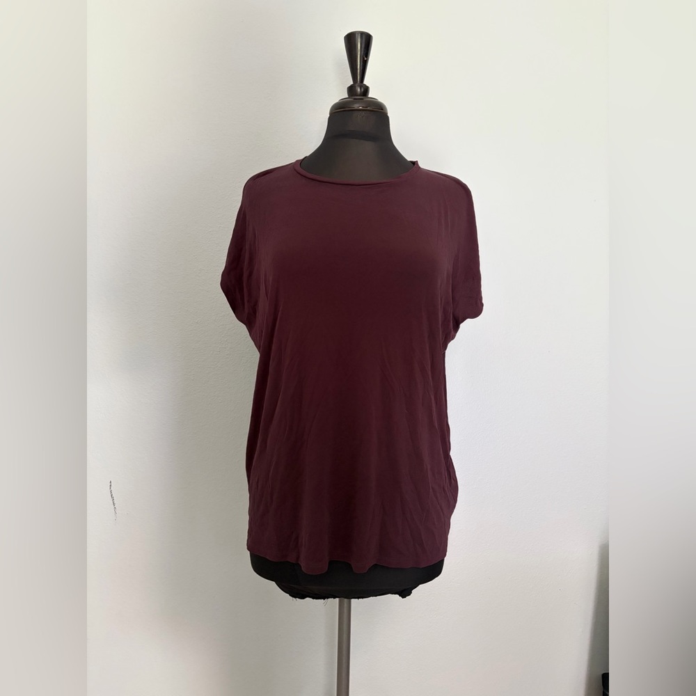 Eileen Fisher Short Sleeve Crewneck Top in Wine-100% Silk
